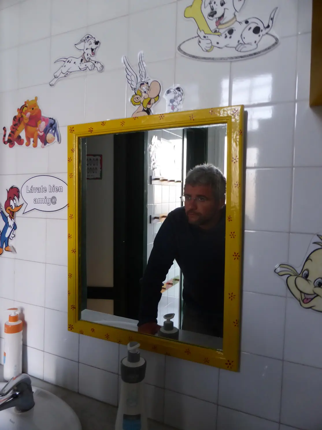 Manuel en un centro educativo